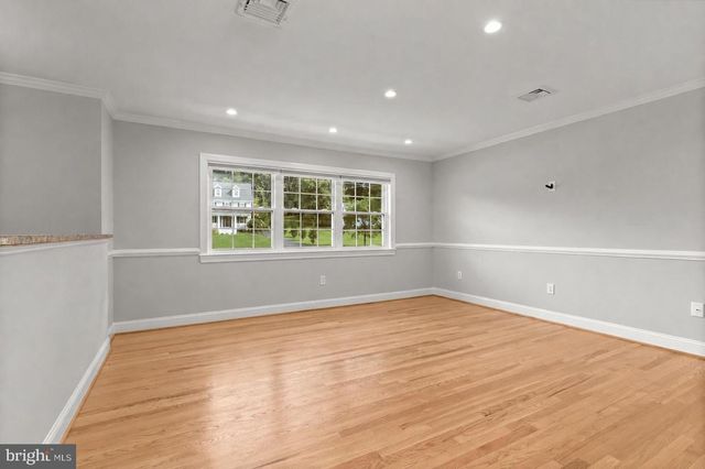 8533 HIGH RIDGE RD, Ellicott City, MD 21043