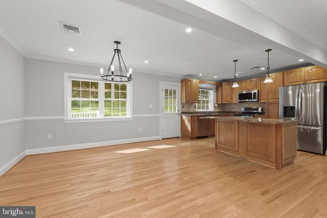 8533 HIGH RIDGE RD, Ellicott City, MD 21043