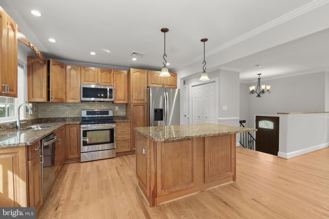 8533 HIGH RIDGE RD, Ellicott City, MD 21043