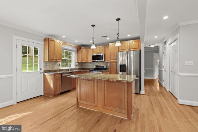 8533 HIGH RIDGE RD, Ellicott City, MD 21043