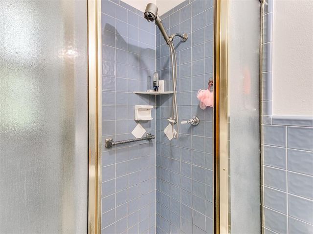 827 W Berry Road, Norman, OK 73069