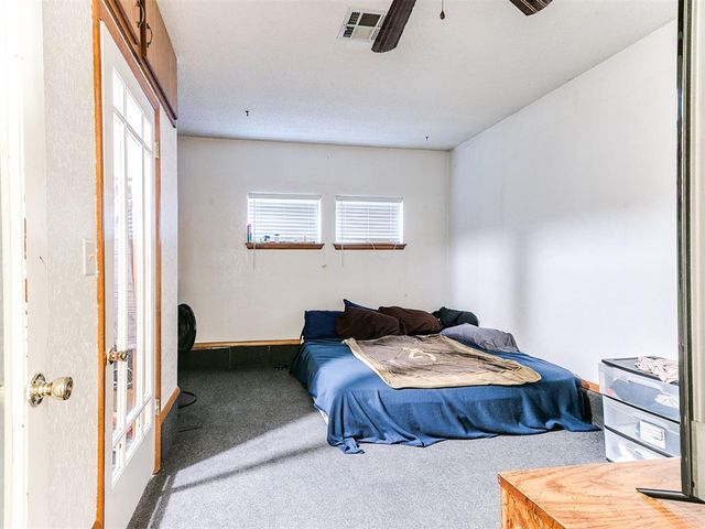 827 W Berry Road, Norman, OK 73069