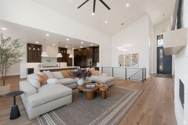1023 W REINING WAY, Riverton, UT 84065
