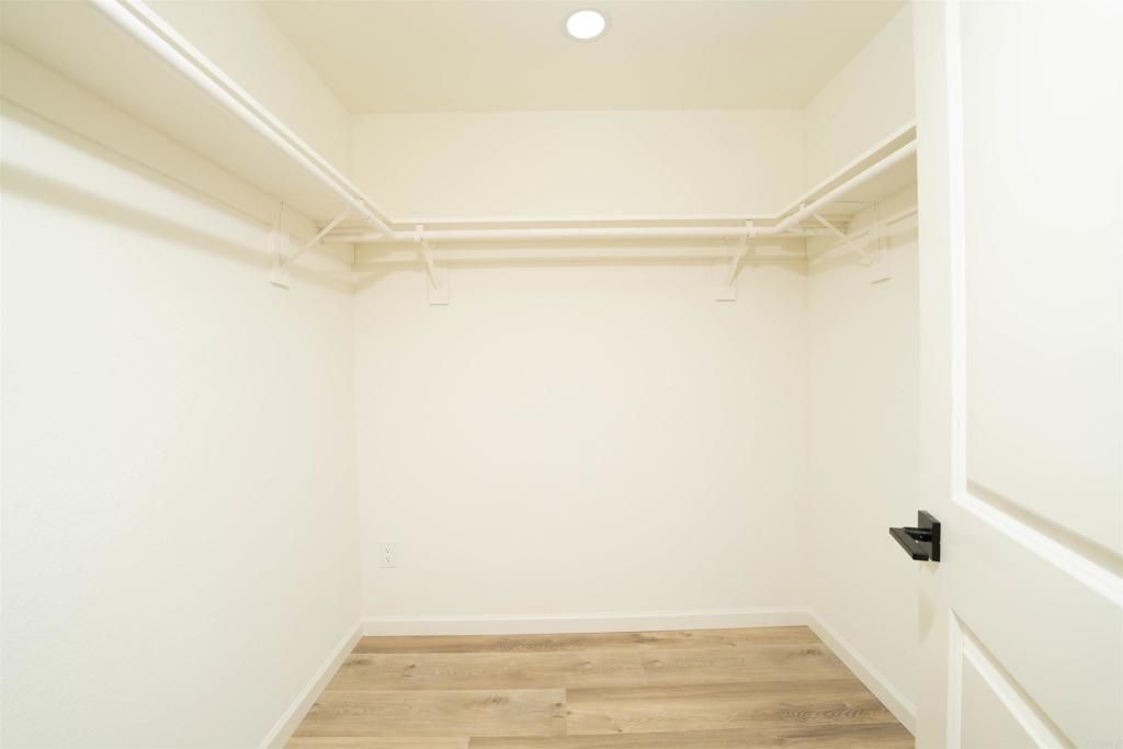 Image 12 of property listing at 1314 Bluegrass Road, Vista, CA 92083