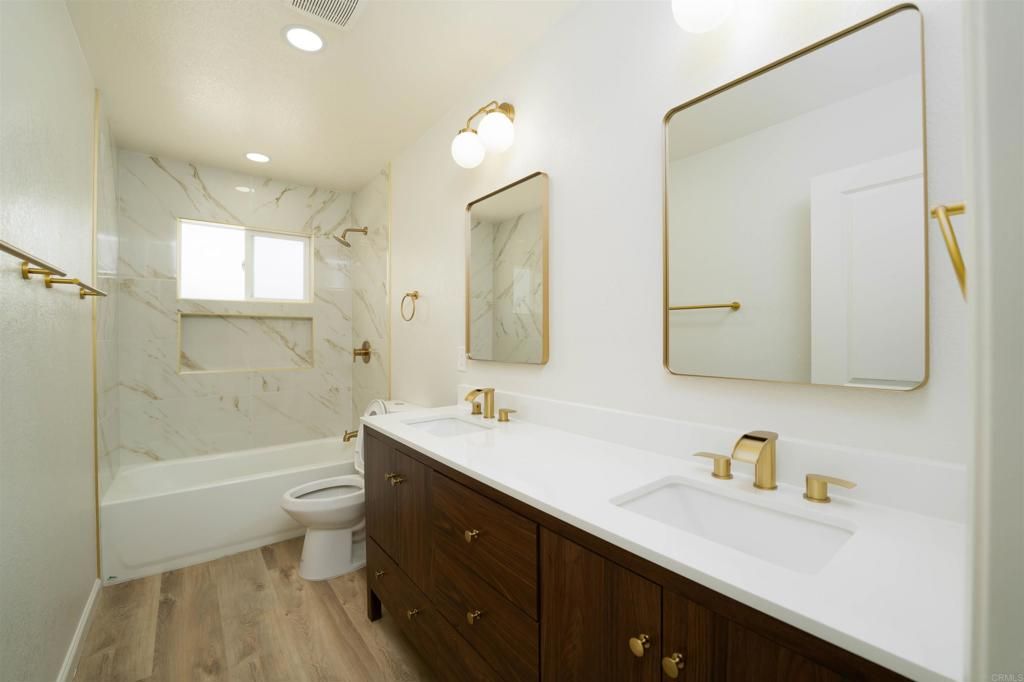 Image 13 of property listing at 1314 Bluegrass Road, Vista, CA 92083