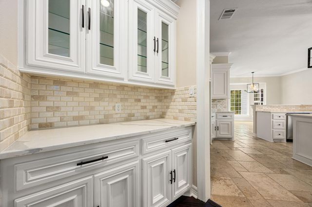 14882 Gingham Rd, Montgomery, TX 77356