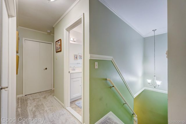 35868 Smithfield Court, Farmington, MI 48335