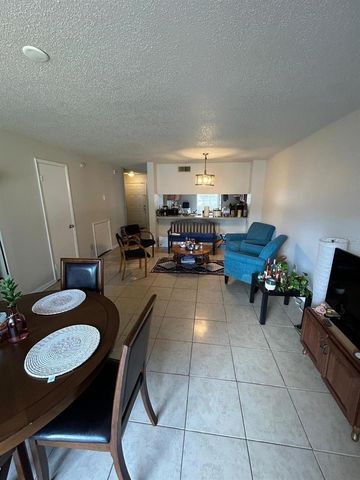 5154 SUNRIDGE PALMS DRIVE 5154, Tampa, FL 33617