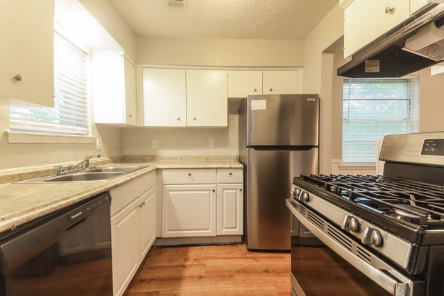1109 Atlanta Drive, Garland, TX 75041