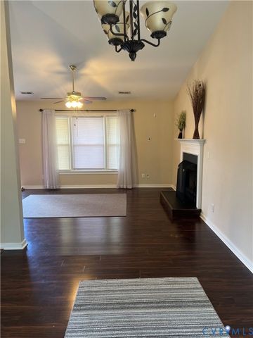 9055 Castle Point Rd, Glen Allen, VA 23060