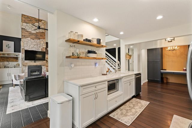 34838 Maffitt Lake Road, Cumming, IA 50061