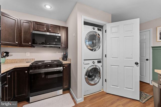 20 N SCHOOL LN, Souderton, PA 18964