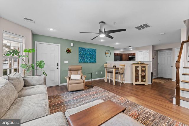 20 N SCHOOL LN, Souderton, PA 18964