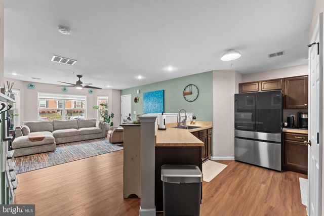 20 N SCHOOL LN, Souderton, PA 18964