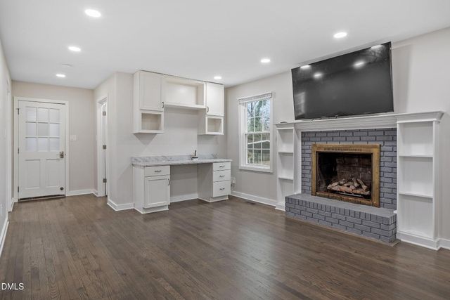 305 E Millbrook Road, Raleigh, NC 27609