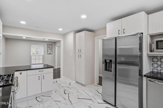 305 E Millbrook Road, Raleigh, NC 27609