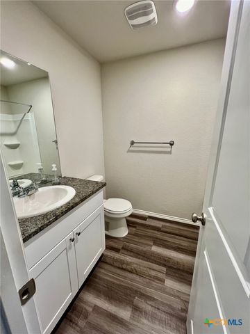 1906 Fieldfare, New Braunfels, TX 78130