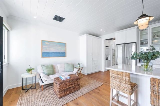 358 Cliff, Laguna Beach, CA 92651