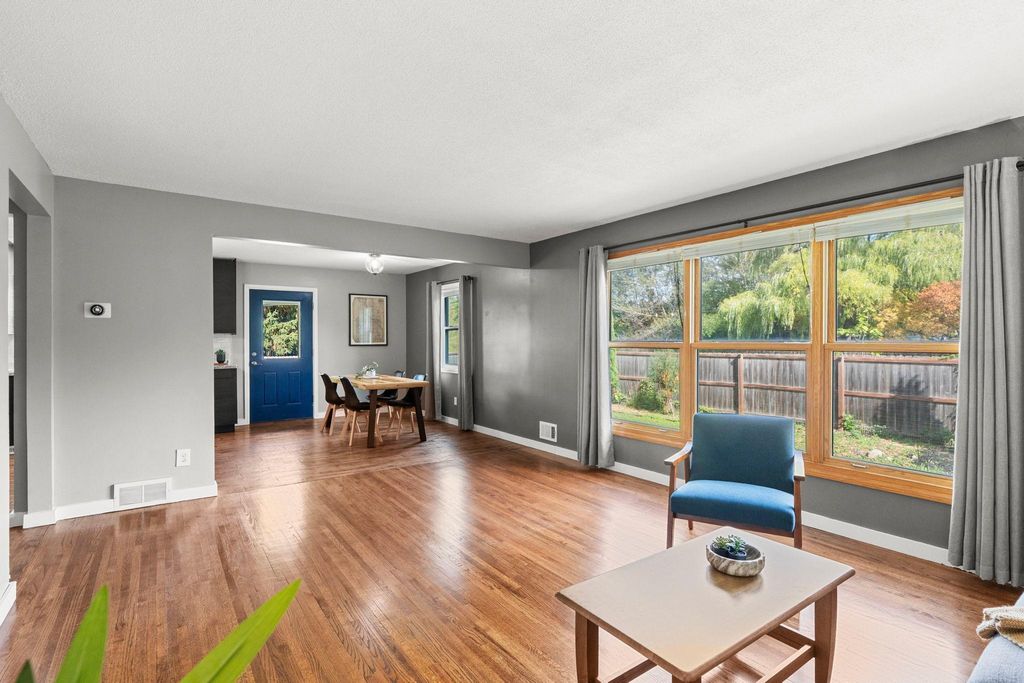 8700 40th Avenue N, New Hope, MN 55427 — photo 4