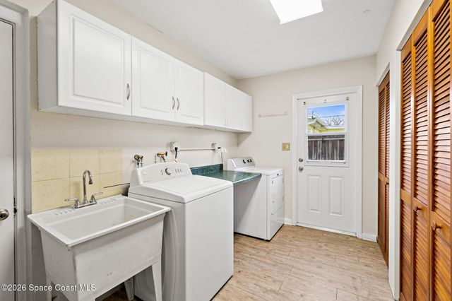 105 Hedgegrove Avenue, Satellite Beach, FL 32937