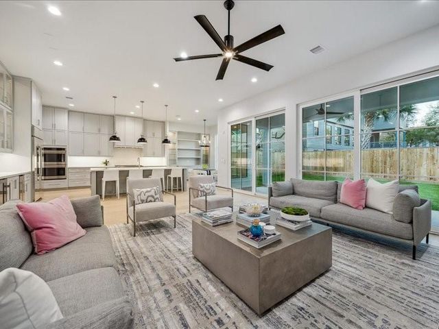 1118 Jackson Boulevard, Houston, TX 77006