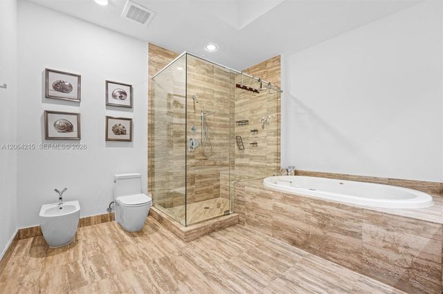 15811 Collins Ave 3107, Sunny Isles Beach, FL 33160