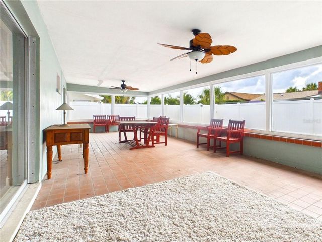 409 4TH AVENUE N, Tierra Verde, FL 33715