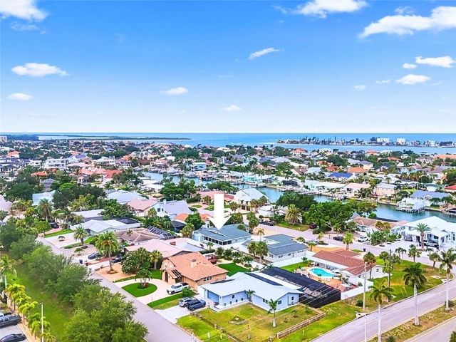 409 4TH AVENUE N, Tierra Verde, FL 33715