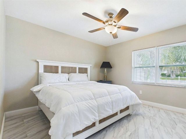 409 4TH AVENUE N, Tierra Verde, FL 33715