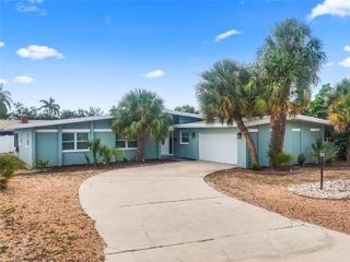 409 4TH AVENUE N, Tierra Verde, FL 33715