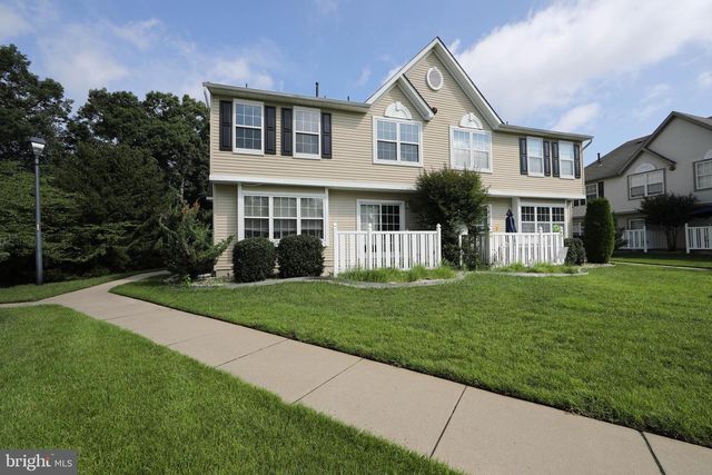 1801 BEACON HILL DR, Sicklerville, NJ 08081