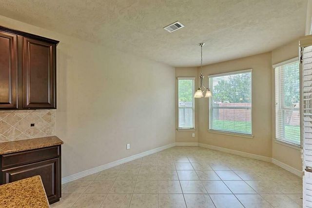2104 Pearl Bay Court, Pearland, TX 77584