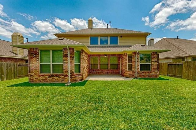 2104 Pearl Bay Court, Pearland, TX 77584