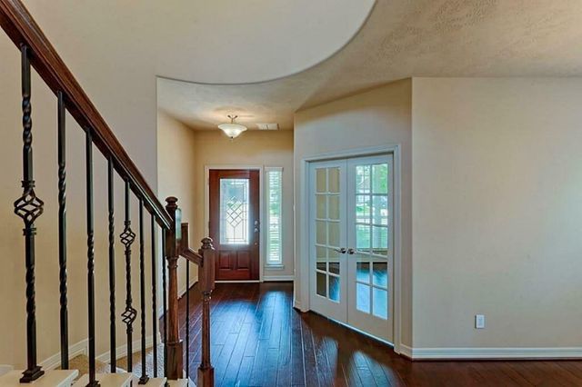 2104 Pearl Bay Court, Pearland, TX 77584