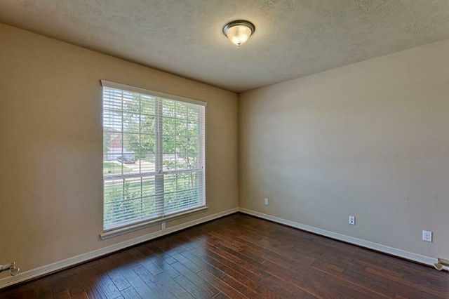 2104 Pearl Bay Court, Pearland, TX 77584