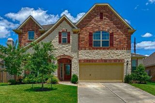 2104 Pearl Bay Court, Pearland, TX 77584