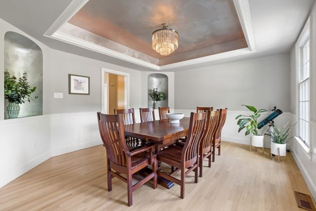 99 Huntington Rd, Newton, MA 02458