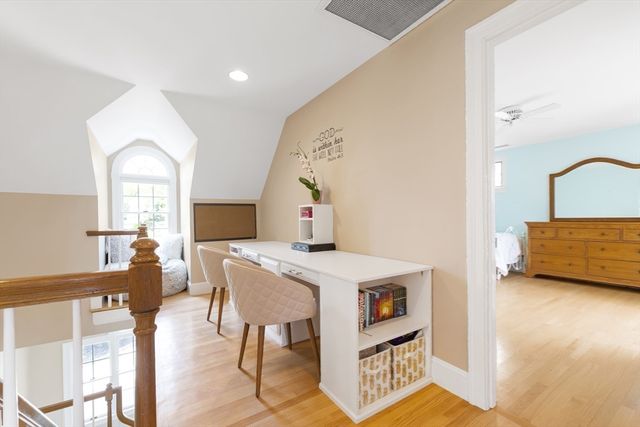 99 Huntington Rd, Newton, MA 02458