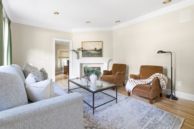 99 Huntington Rd, Newton, MA 02458