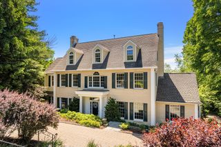99 Huntington Rd, Newton, MA 02458