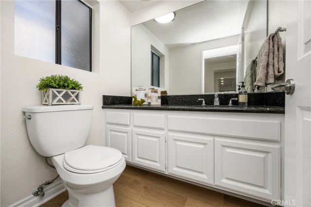 19 Waterway 9, Irvine, CA 92614