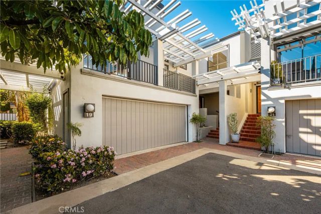 19 Waterway 9, Irvine, CA 92614