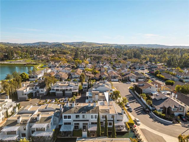 19 Waterway 9, Irvine, CA 92614