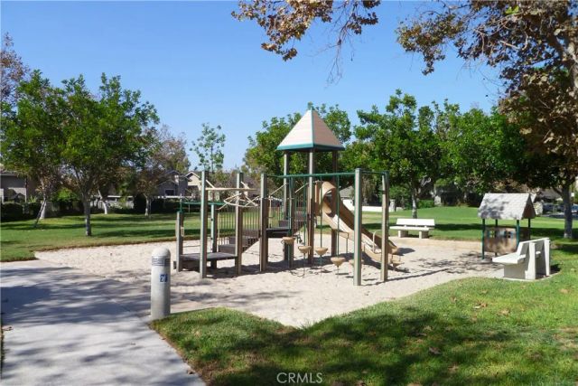 19 Waterway 9, Irvine, CA 92614