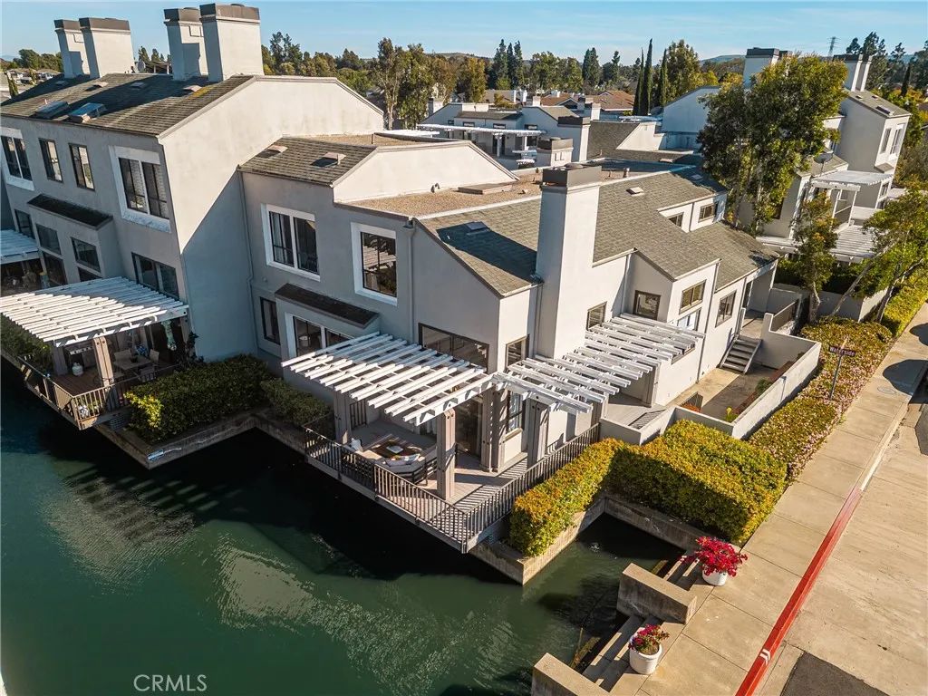 19 Waterway 9, Irvine, CA 92614