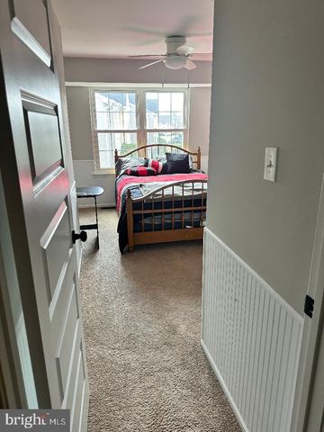 16 WINTERBERRY, Glassboro, NJ 08028