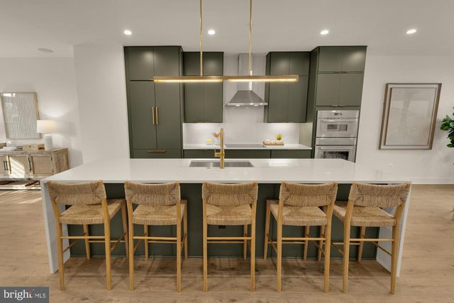 5405 GOSHAWK ALY, Bethesda, MD 20816