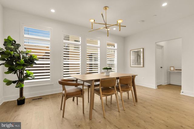 5405 GOSHAWK ALY, Bethesda, MD 20816