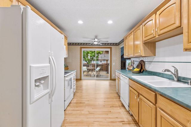 3349 Welcome Avenue N, Crystal, MN 55422