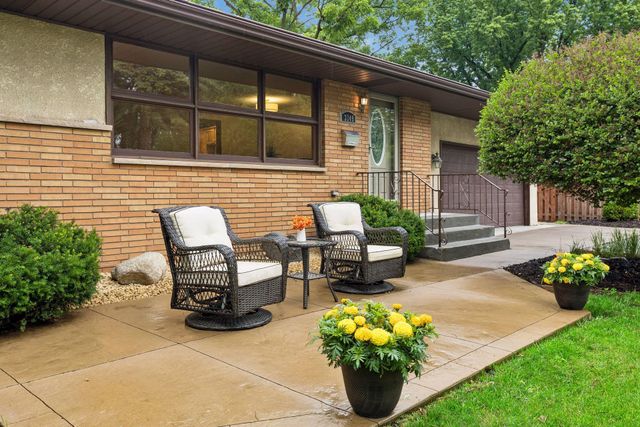 3349 Welcome Avenue N, Crystal, MN 55422